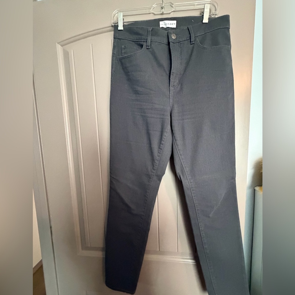 Loft dark gray straight high rise jeans Size 26.